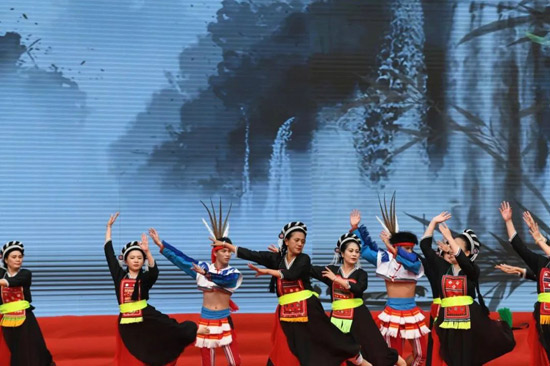 现场表演舞蹈《风华再现》