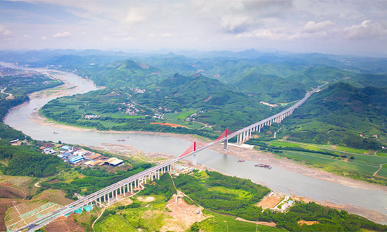 象來高速——培森柳江特大橋。