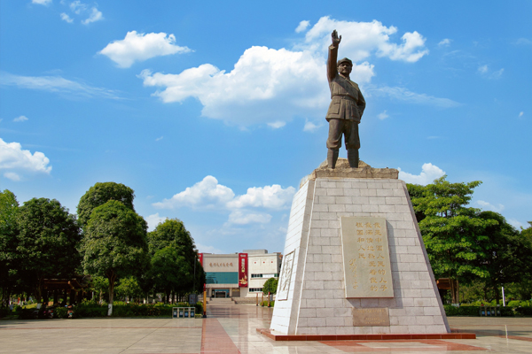 龙州县红八军纪念广场。龙州县委宣传部供图