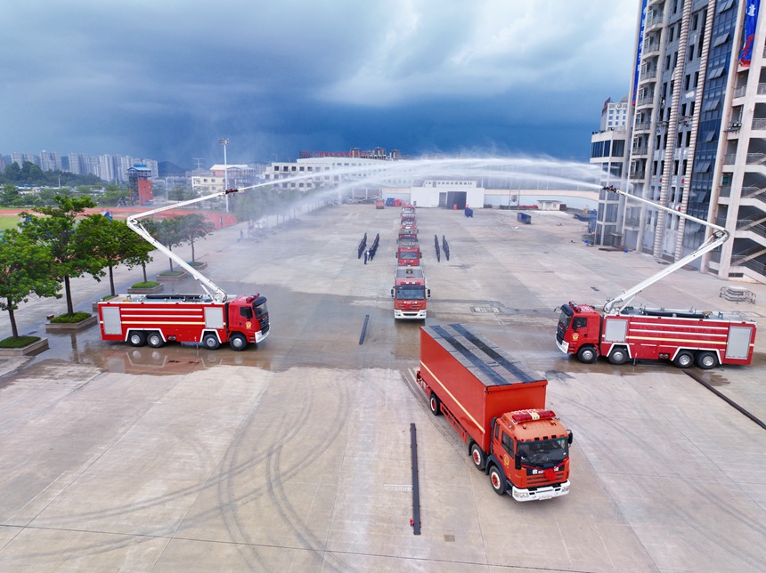 “过水门”仪式