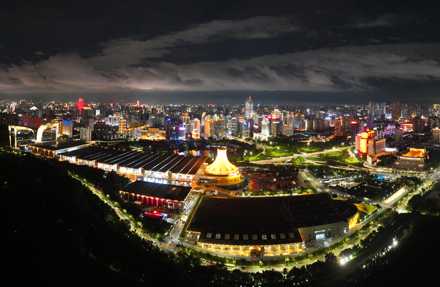 美麗的南寧夜景