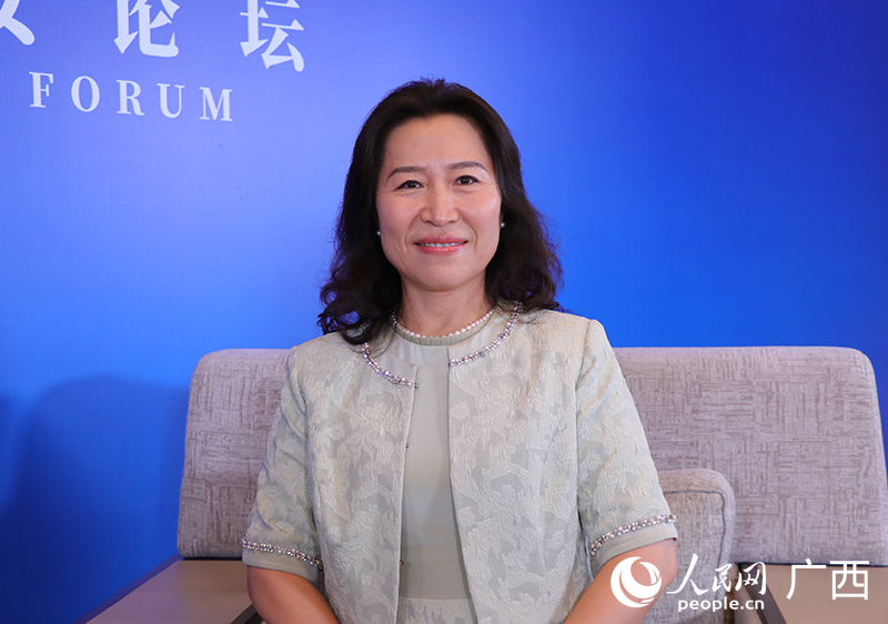 柴丽接受人民网专访。人民网记者 谭江波摄