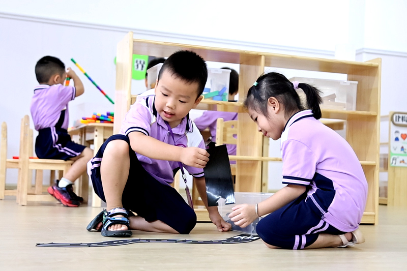 孩子們在幼兒園裡快樂成長。肖時劍攝