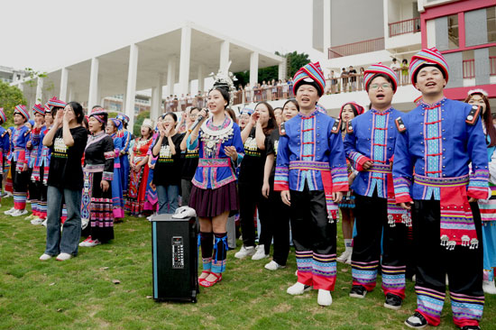 【学生活动】2023.4.17 学校“壮乡春正好 潮聚三月三”暨铸牢中华民族共同体意识主题宣传活动