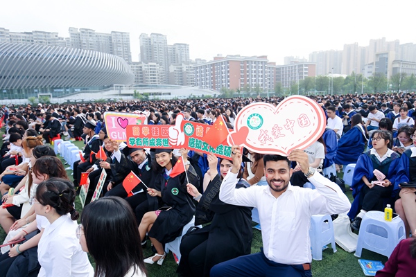 桂醫留學生。桂林醫學院供圖