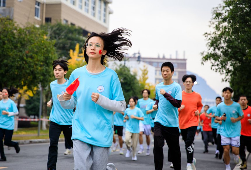 马拉松现场。桂林医学院供图