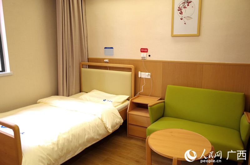 广旅集团幸福旅程康养中心共设房间175间。人民网记者 覃心摄