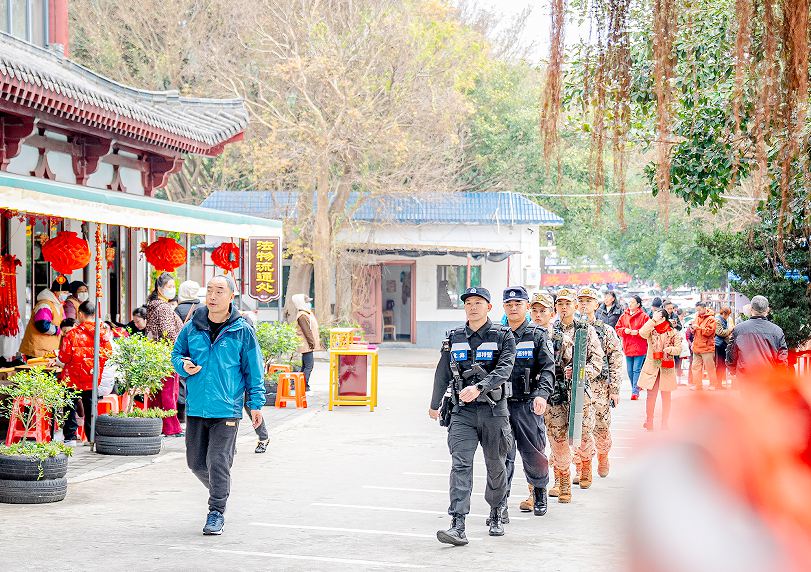 广西公安有力维护春节假期全区社会治安平稳有序
