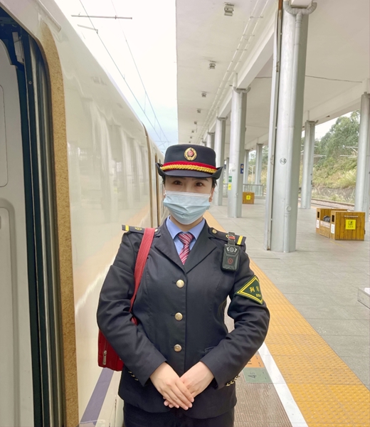 程茜值乘中立岗。陈翔宇摄