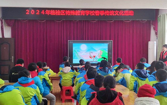 临桂区特殊教育学校活动现场。谢磊摄