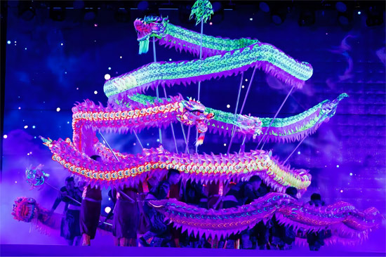 往届舞龙灯现场