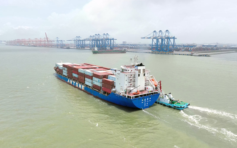 今年西部陆海新通道班列运输货物已突破30万标箱