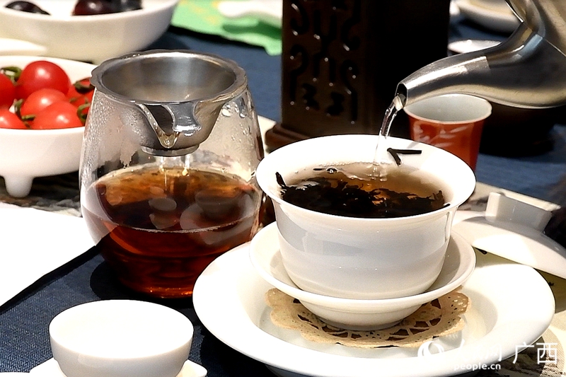 广西六堡茶。人民网记者 覃心摄