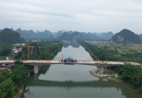 陽朔福利大橋航拍圖