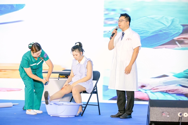 作品《读懂犬伤，守护健康》。李杨凤摄
