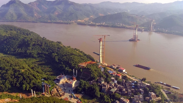 4.建设中的苍容浔江大桥.jpg