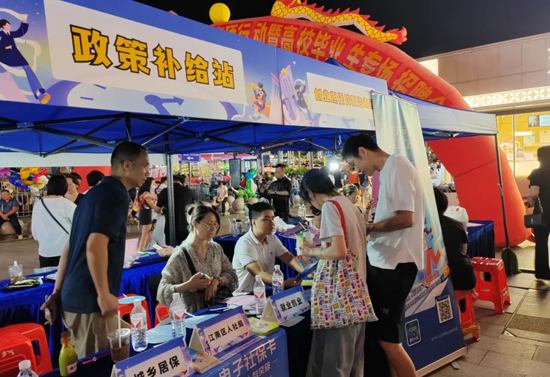 活动现场。卢勤摄