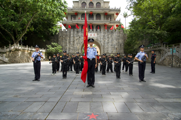 警娃夏令营：种下勇敢星空体育官网 收获成长(图1)