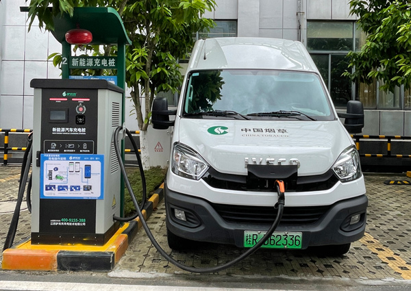 新能源配送车。叶文超摄
