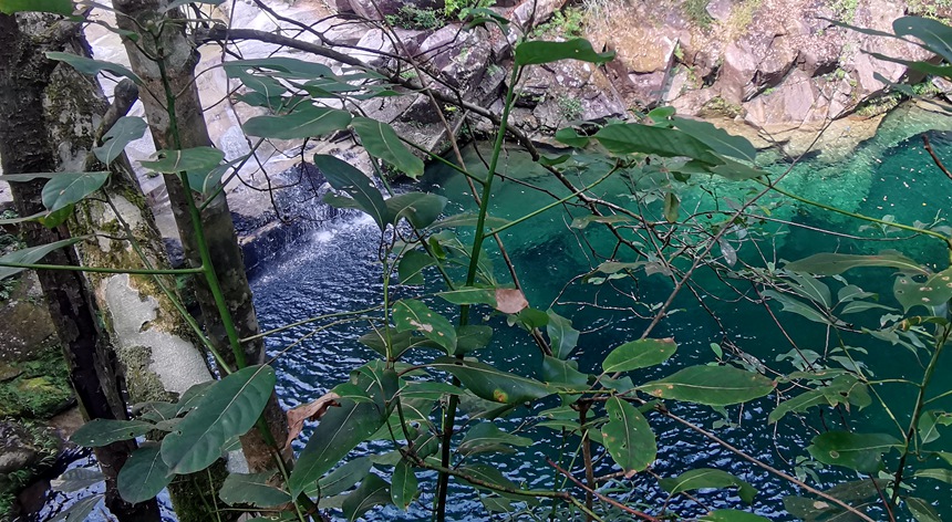 有“小九寨沟”之称的华江龙潭大峡谷风景区。蒋光仕摄