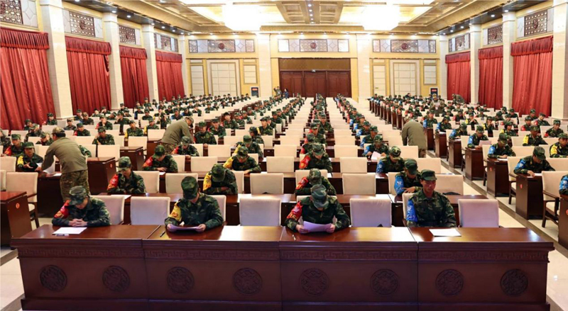 国防知识问答赛项拔得头筹。程舒阳摄
