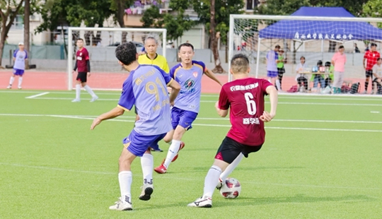 “藍天口腔”杯2024年廣西大學第五屆校友足球聯賽開幕