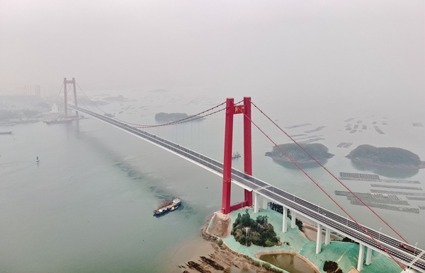 龙门大桥。张洪辉摄
