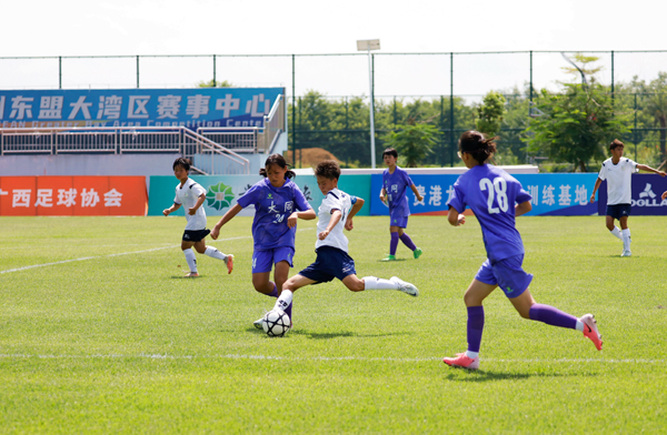 2024年7月17日，第五屆全國“體校杯”足球比賽（女子組）在貴港市九凌湖足球訓練基地舉行。張彬雲攝