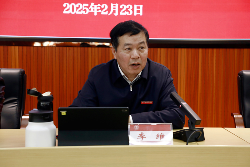 广西工商职业技术学院党委书记李维讲话。冯金凤摄
