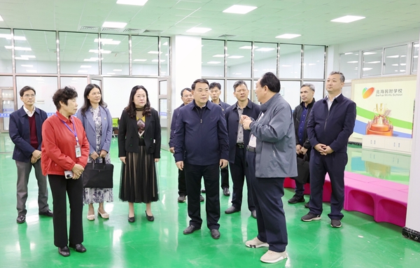 调研现场。