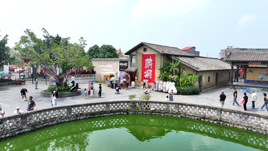 鹏垌村广场