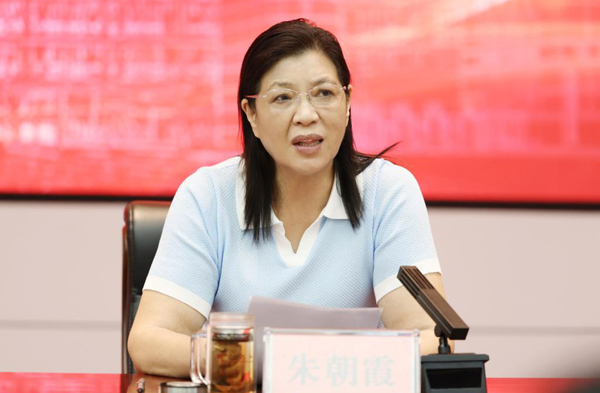 广西职业师范学院校长朱朝霞讲话。广西职业师范学院供图