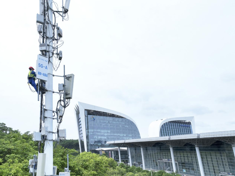 广西移动5G-A基站覆盖建设。王芳摄