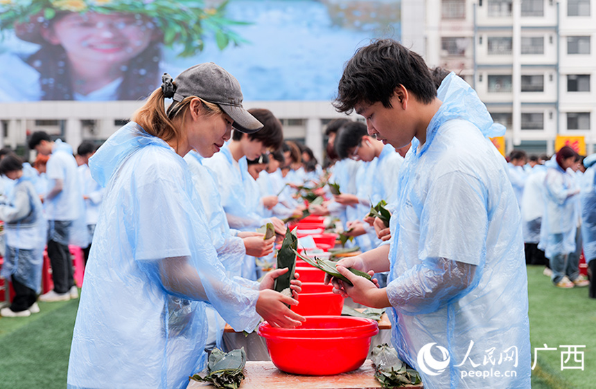 萬粽飄香。人民網 梁章暉攝