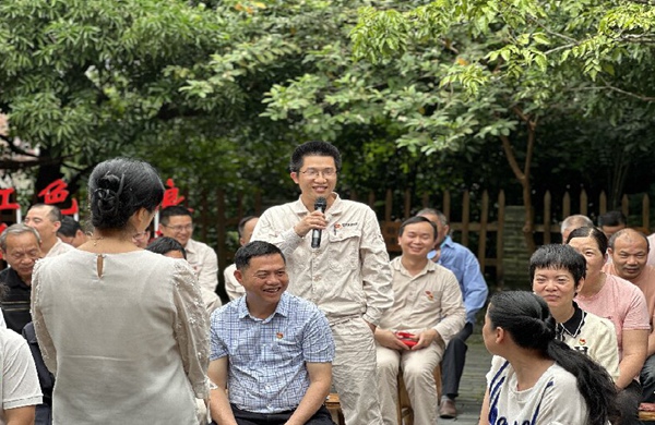 平浪村党总支部在农会旧址开展家风家训故事分享会