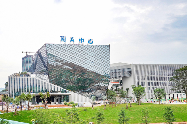 南A中心展示中心项目建设进入冲刺阶段。记者叶子榕摄