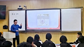 高州教师苏祥权千里支教情暖忻城