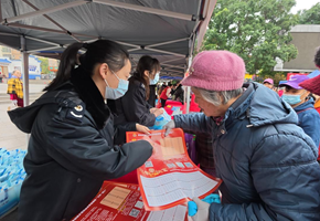 柳江区：青春志愿行 税惠暖民心