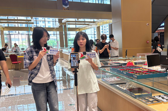 职业活动体验。杨鹏摄