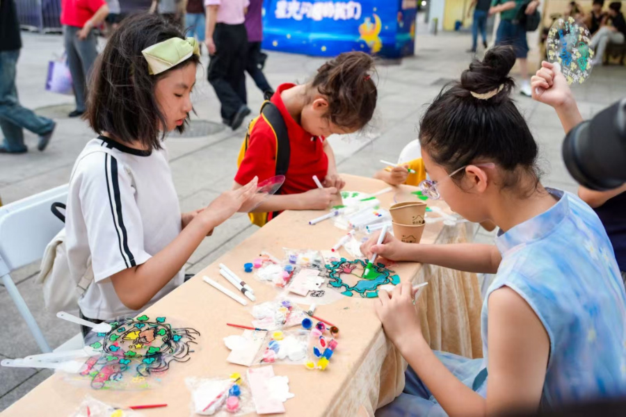 手工制作互动点。主办方供图