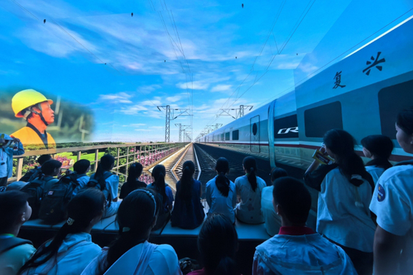 活动现场。赵俏摄