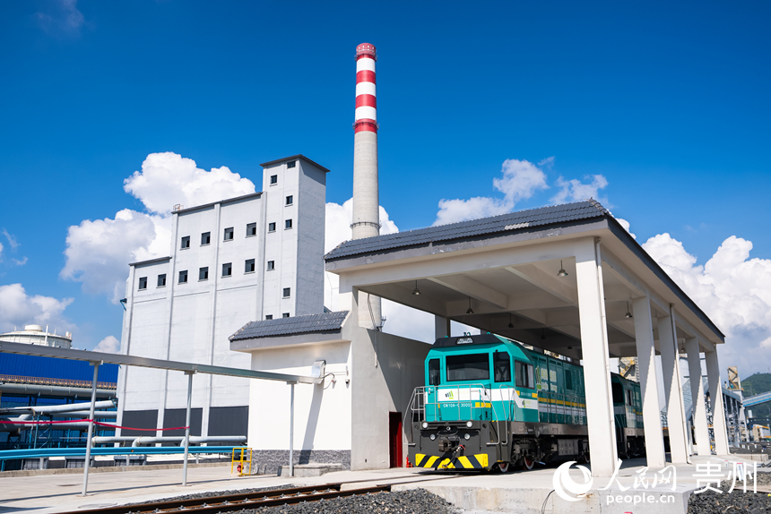 厂区内的氢动力机车