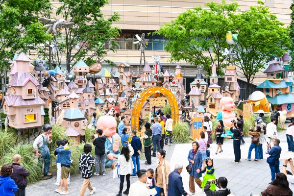 “荒野之国”全国巡展首站在重庆光环购物公园