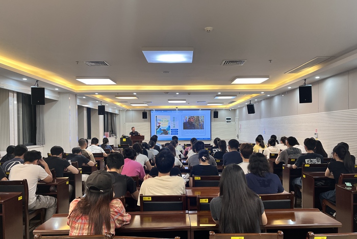 圖為專題講座現場。河池市人民醫院供圖