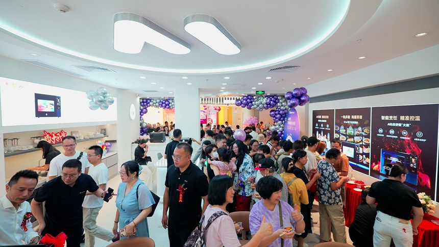 萬得廚（wan AIChef）全國首家品牌旗艦店開業盛況