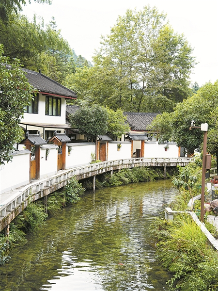 位於度假區內環境幽美的民宿。