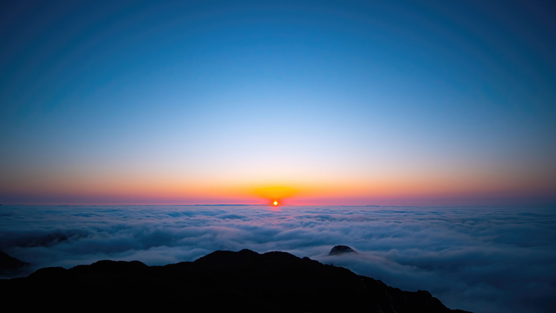 广旅集团旗下猫儿山景区“高山避暑、生态漂流、云海日出”的核心资源深受文旅市场认可。广旅猫儿山公司供图