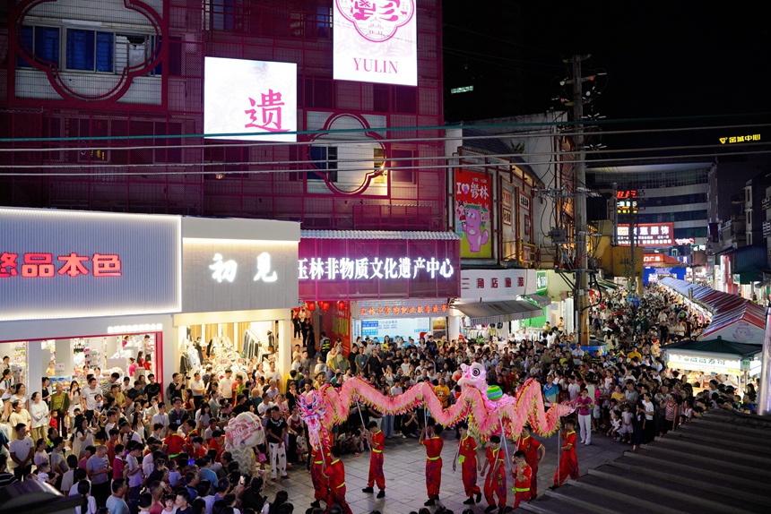 玉林非遗在活动中以“沉浸式体验”走进大众视野