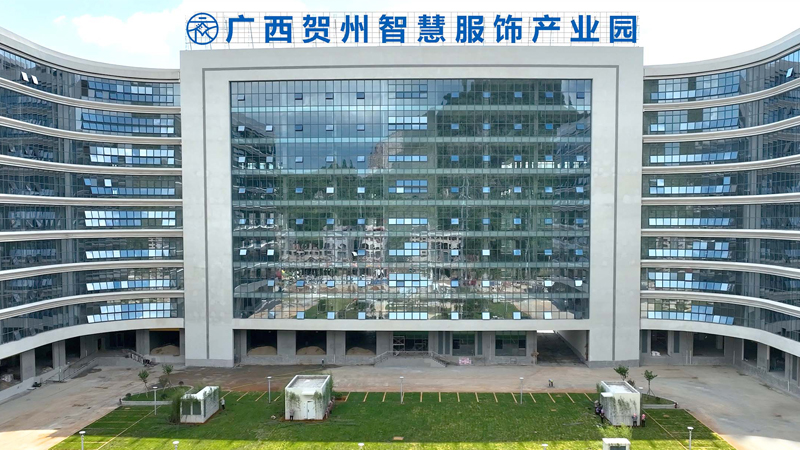 平桂區：無聲車間編織千萬產值 十人團隊顛覆傳統紡織