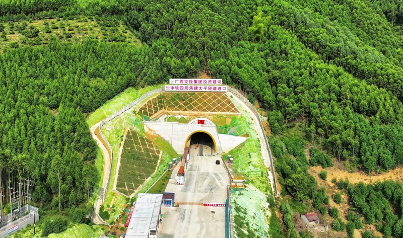 柳梧鐵路太平隧道。胡飛宇攝